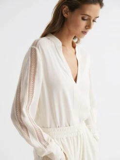 Reiss Cream Rowan Lace V-Neck Blouse -Style Trend Shop 802 433s4