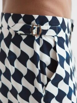 Reiss Navy/Ecru Santorini Abstract Print Swim Shorts -Style Trend Shop D40 014s4