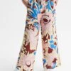 Reiss Lilac Liv Junior Floral Printed Straight Leg Trousers 2 Reiss Lilac Liv Junior Floral Printed Straight Leg Trousers -Style Trend Shop D54 749s