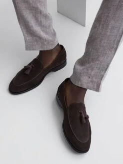 Reiss Chocolate Windsor Suede Tassel Loafers -Style Trend Shop D67 729s3