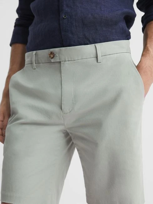 Reiss Soft Sage Wicket Modern Fit Chino Shorts 5 Reiss Soft Sage Wicket Modern Fit Chino Shorts - Image 4