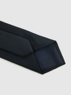 Reiss Navy Ceremony Textured Silk Tie -Style Trend Shop D79 038s4