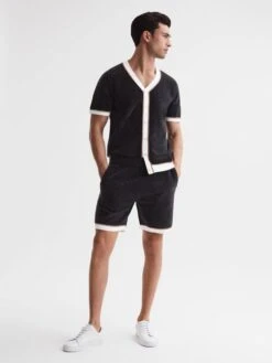 Reiss Black Fielder Relaxed Fit Elasticated Chenille Shorts -Style Trend Shop D84394s3
