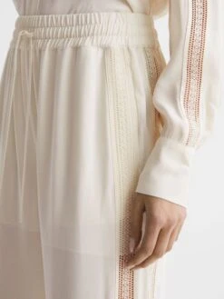 Reiss Cream Rowan Wide Leg Lace Trousers 12 Reiss Cream Rowan Wide Leg Lace Trousers -Style Trend Shop D89714s4