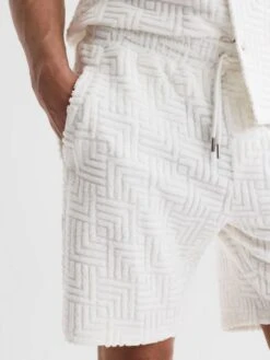 Reiss White Brooklyn Terry Towelling Drawstring Shorts -Style Trend Shop D97 841s5