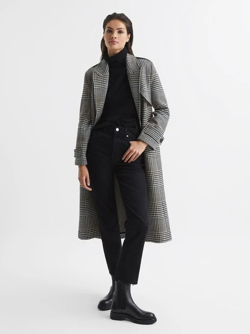 Reiss Black Thea Boots Leather Pull On Chelsea Boots 4 Reiss Black Thea Boots Leather Pull On Chelsea Boots - Image 2